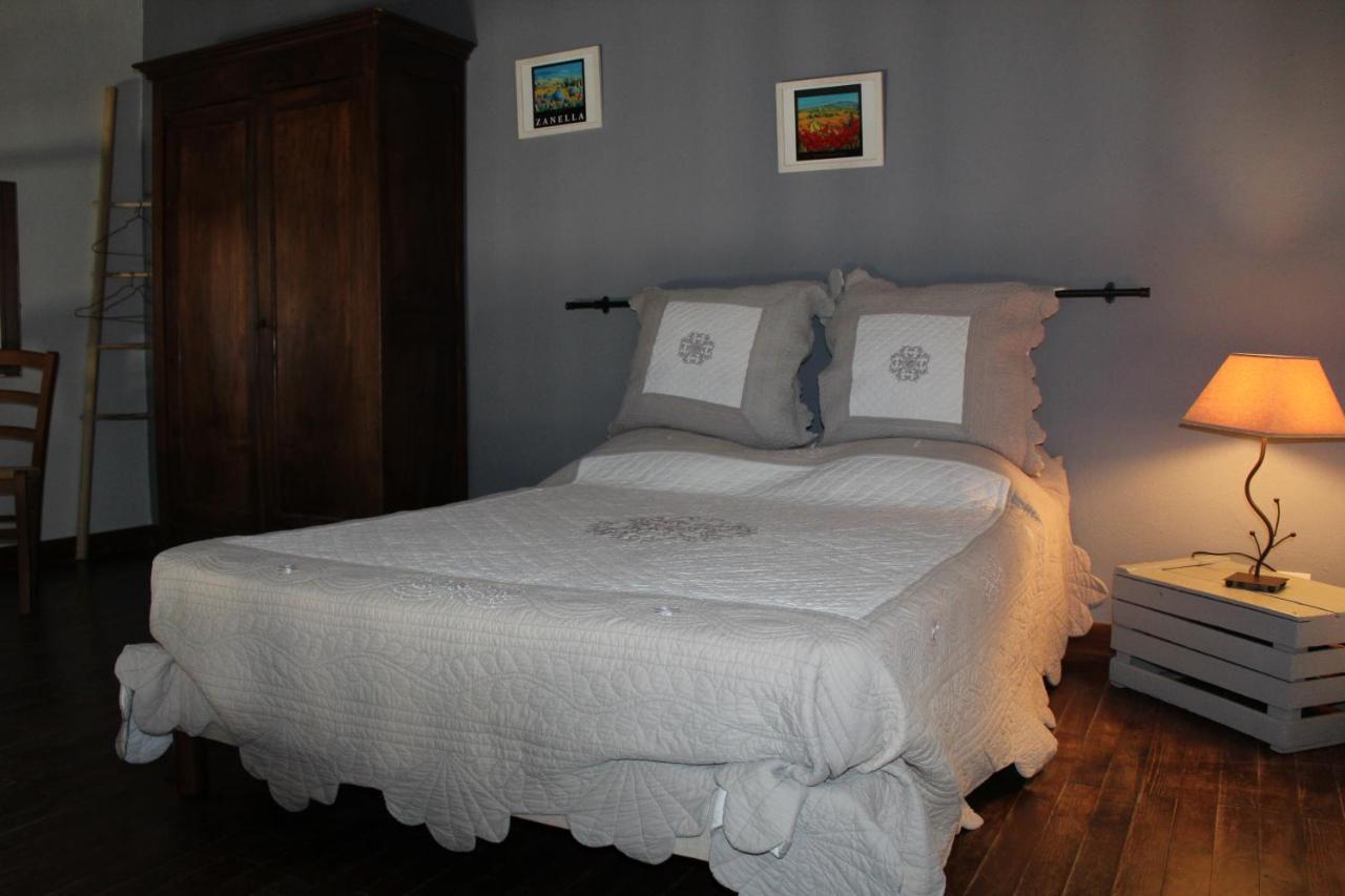Les Logis De Paban Bed & Breakfast Crestet Dış mekan fotoğraf