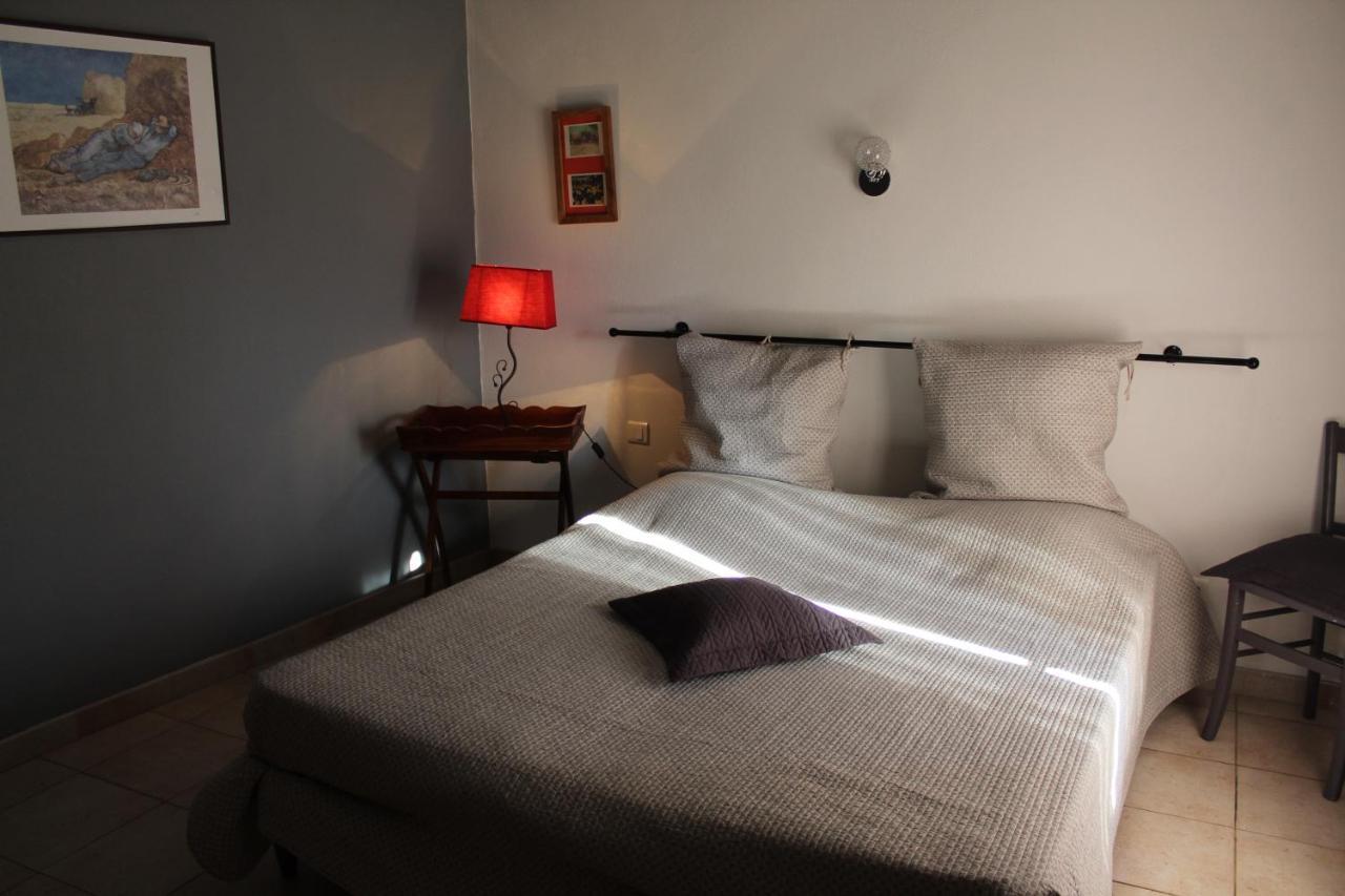 Les Logis De Paban Bed & Breakfast Crestet Dış mekan fotoğraf