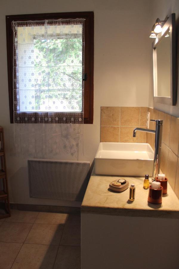 Les Logis De Paban Bed & Breakfast Crestet Dış mekan fotoğraf